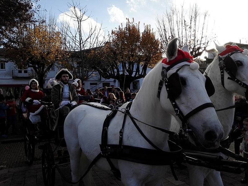 Pai Natal Chegou a P. Barca Levando Presentes